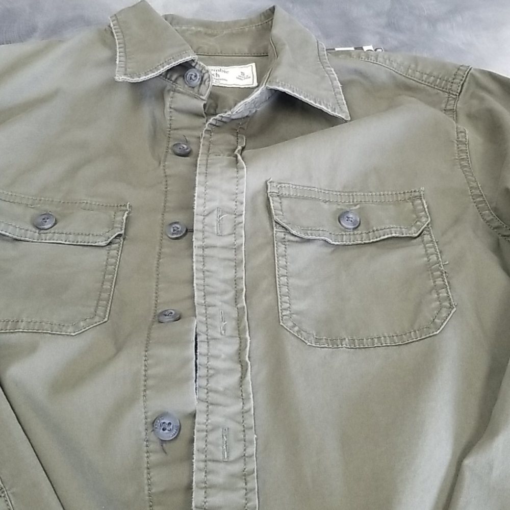 Abercrombie and fitch button down shirt
